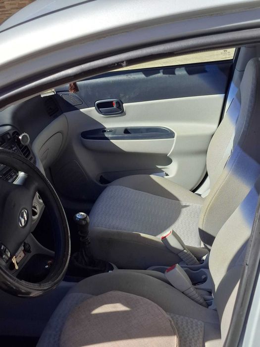Hyundai Accent Sedan 1.4 Benzina