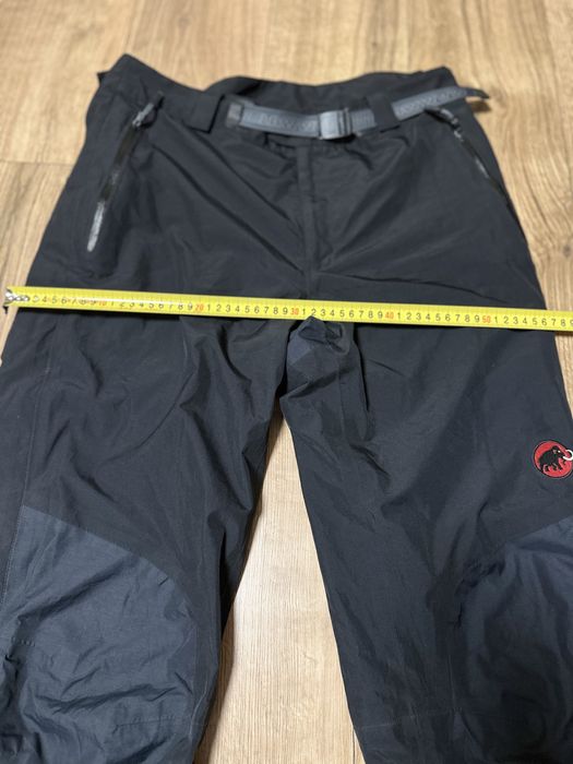 Pantaloni Mammut cu GoreTex