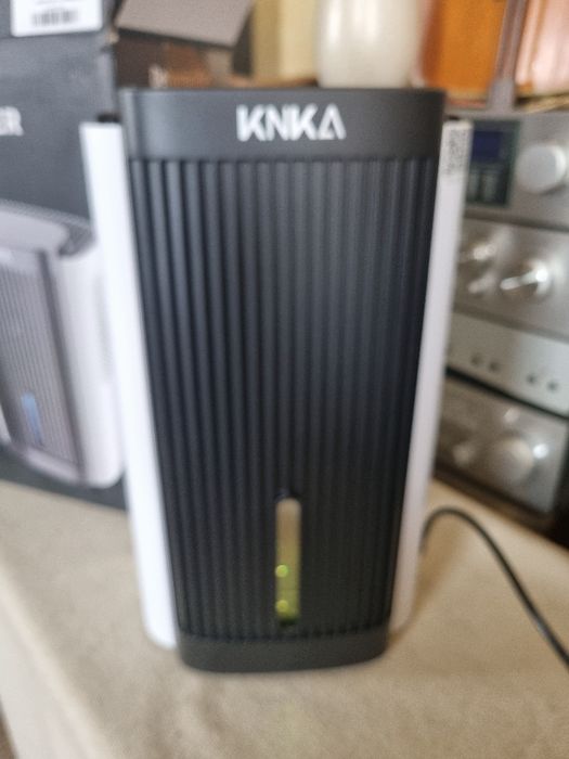 Dezumidificator KNKA 2,5 L. Nou.