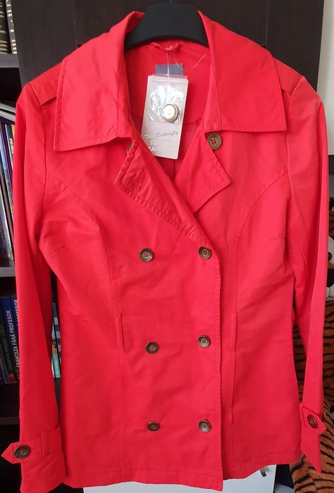 Sacou roșu nou de damă