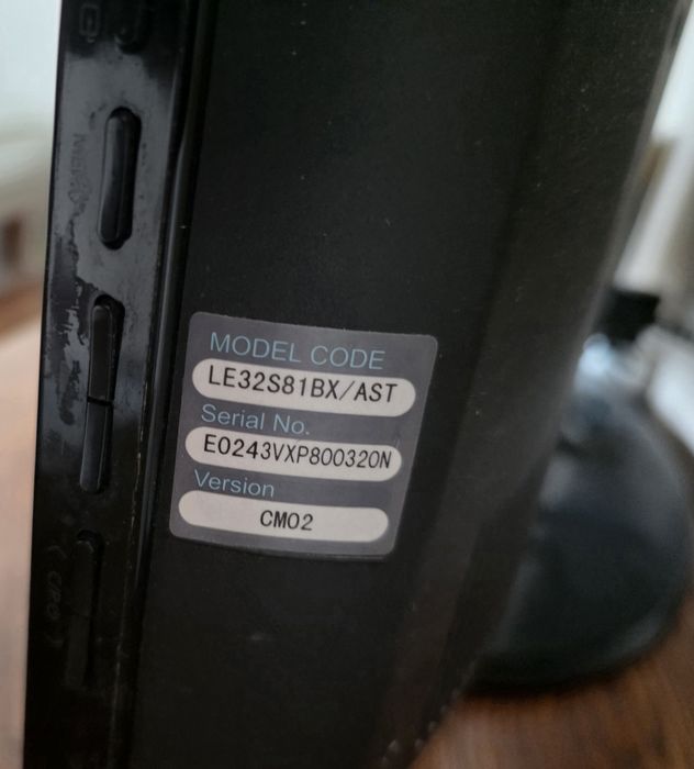 Телевизор Samsung R8