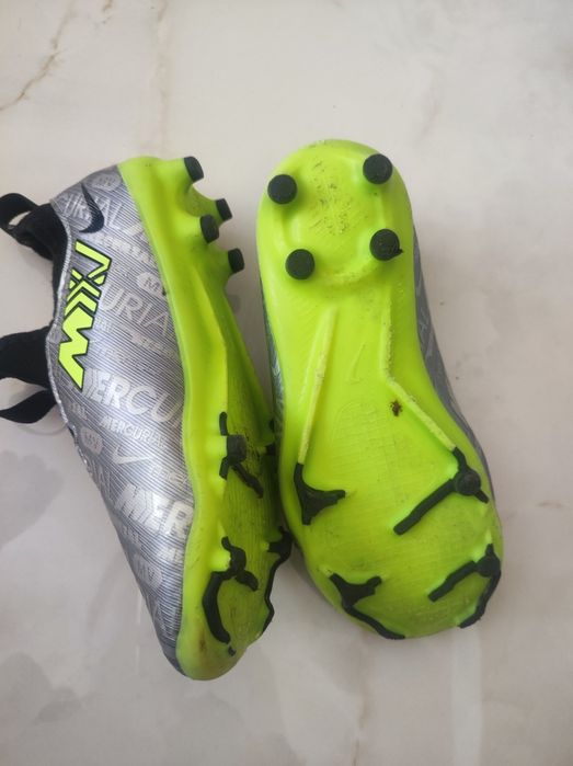 Бутонки и стоножки 28 и 30 номер