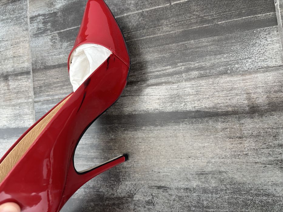 Лачени кожени обувки на Buffalo London