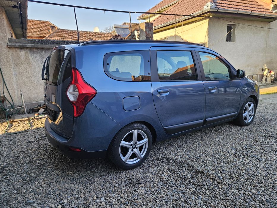 Dacia Lodgy 2015 special prestige 7 locuri 1.5 dci Climă Navigație 6 viteze