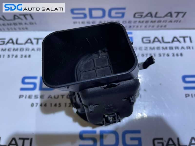 Gura Grila Aer Ventilatie Aerisire Bord Stanga Mercedes C219 CLS 2004 - 2010 Cod A2198300154 2198300154