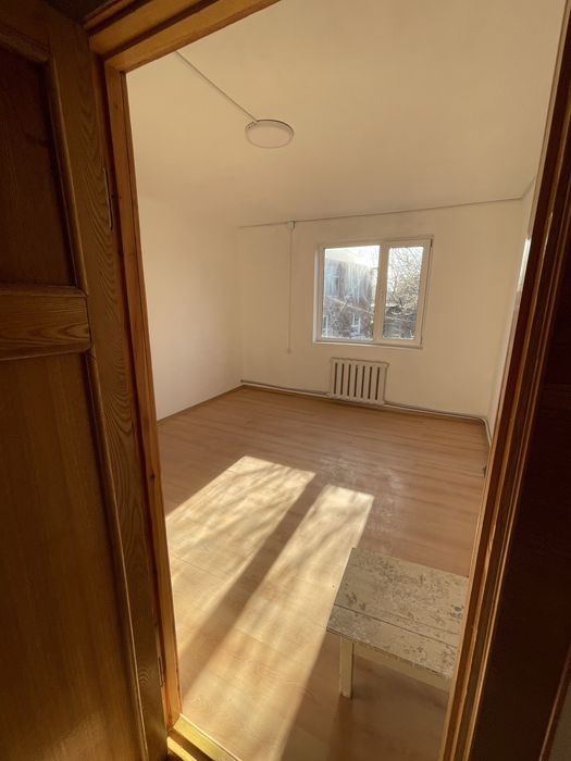 Продам комерческое здание с домом