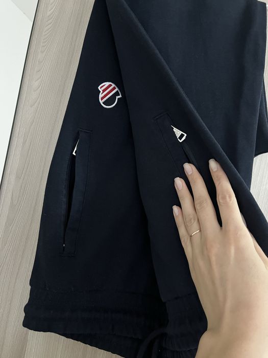 Костюм мужской Moncler