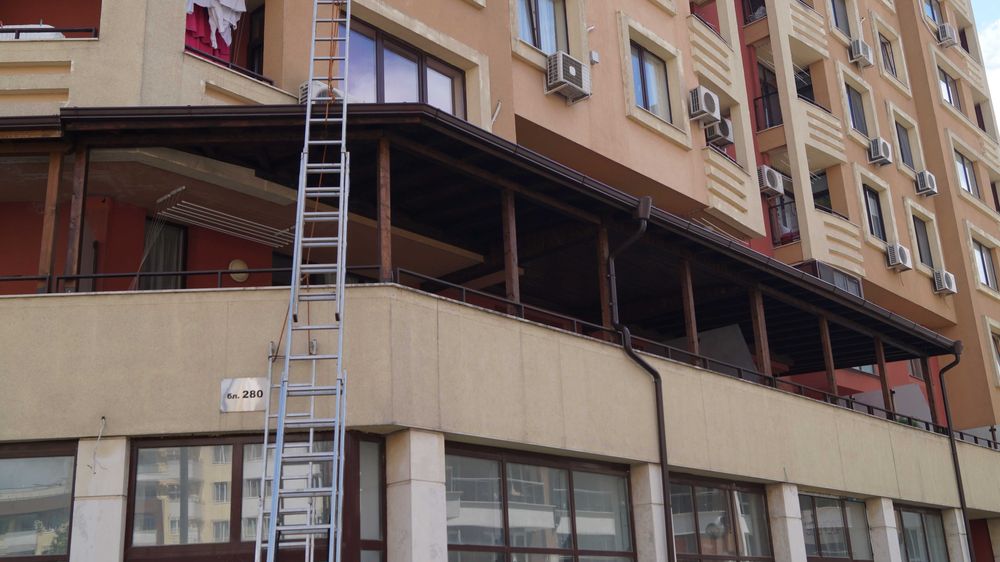 Дървени навеси - направа и монтаж ''ХАМЪР БИЛД ЕООД''