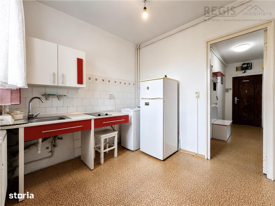 Apartament cu 3 camere de vanzare in zona Grivitei