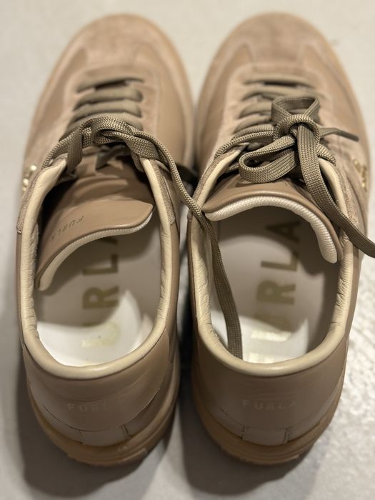 Sneakers Furla bej 40