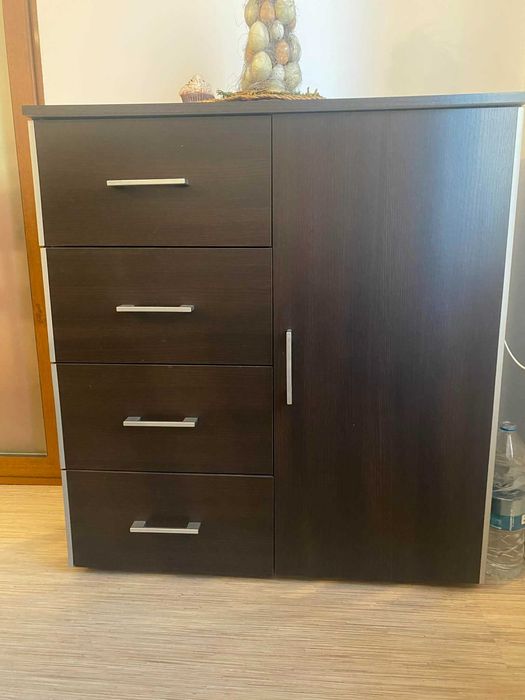 Мебели за хол и трапезария