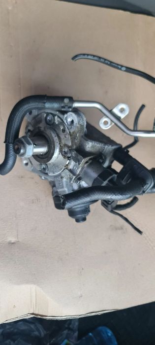 pompa de injecție  03l130755d pompa de inalte 2.0 diesel vw , seat,