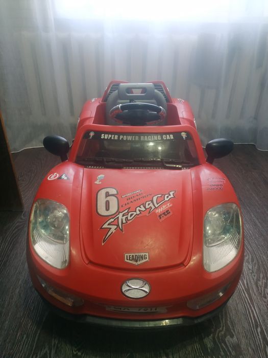 Продам детскую машину 18000 окончательно