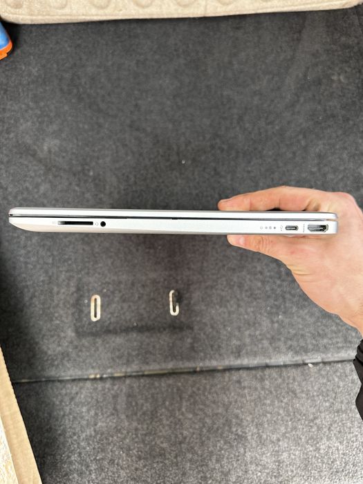 Ноутбук НP 15s - eq2134ur