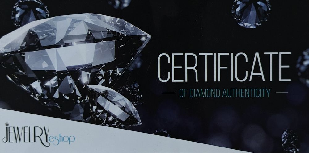 Годежен пръстен от 14К бяло злато, инкрустиран с 0,02К диамант