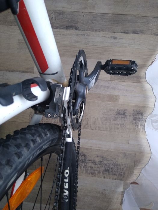 Félt 29 cu acte mărime m preț fix.fix.fix