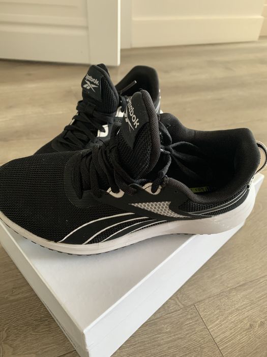 Reebook Красовки р 36