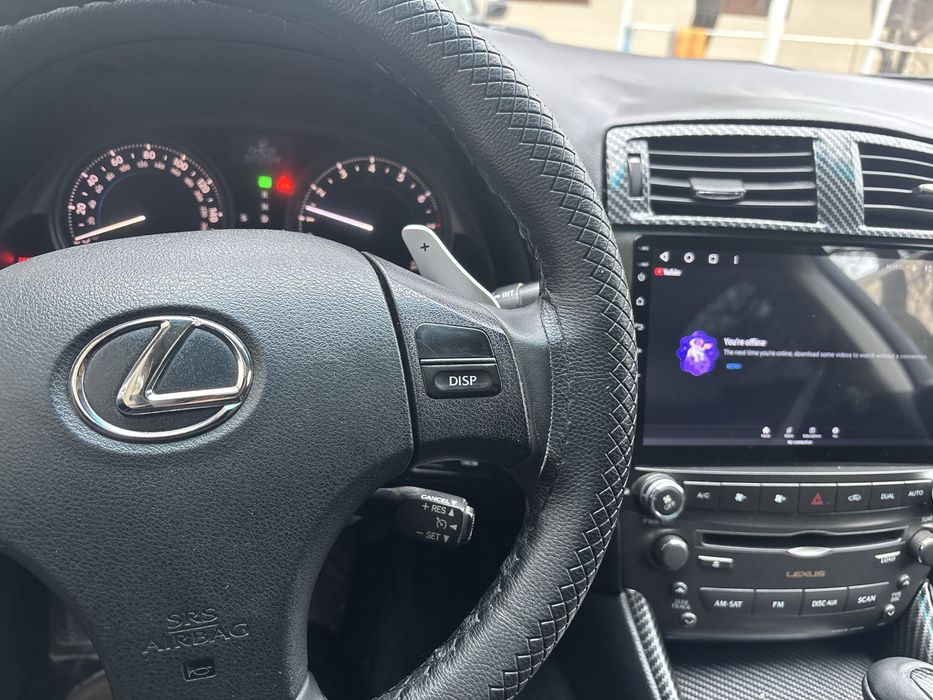 lexus is 250 sotiladi