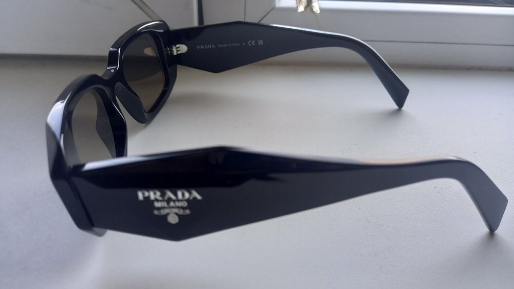 Нови очила Prada