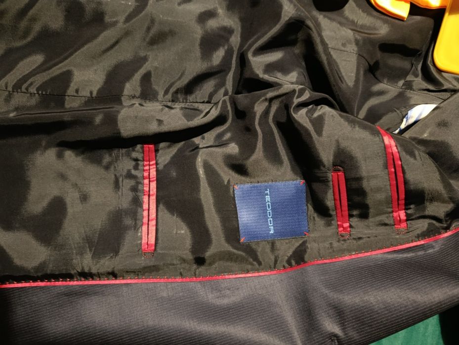 Костюм от Теодор