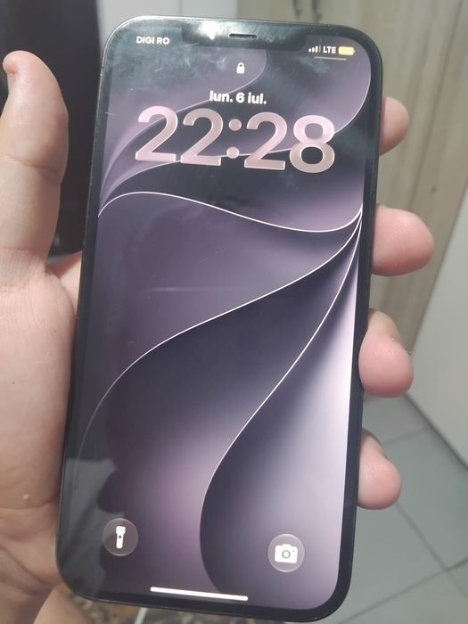 Vand/schimb de preferat cu iphone (14/15/16)samsung s22 si iphone 12 pro max 78% sanatate