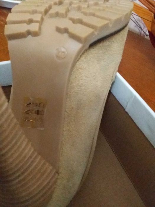 Испанские туфли на 39-40 р. Новые.