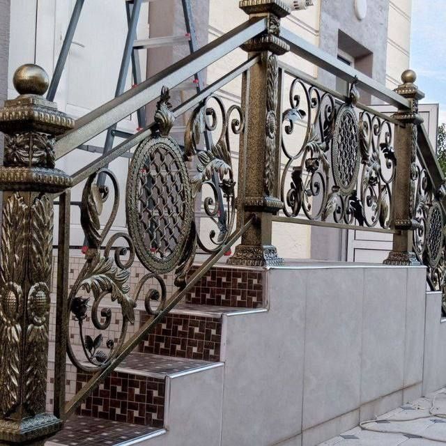 Perila, darvoza, reshetka, naves