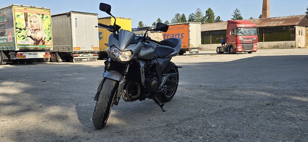 Kawasaki Z750  2005