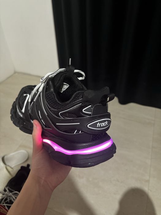 Balenciaga Track
