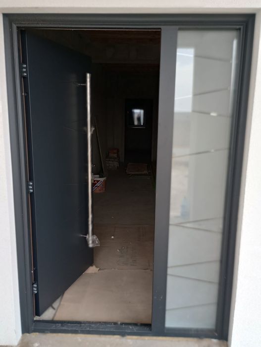 Montaj usi exterior interior