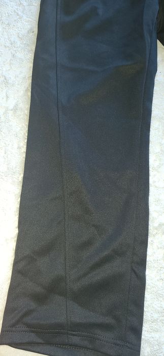 Продам спортивные брюки на девочку