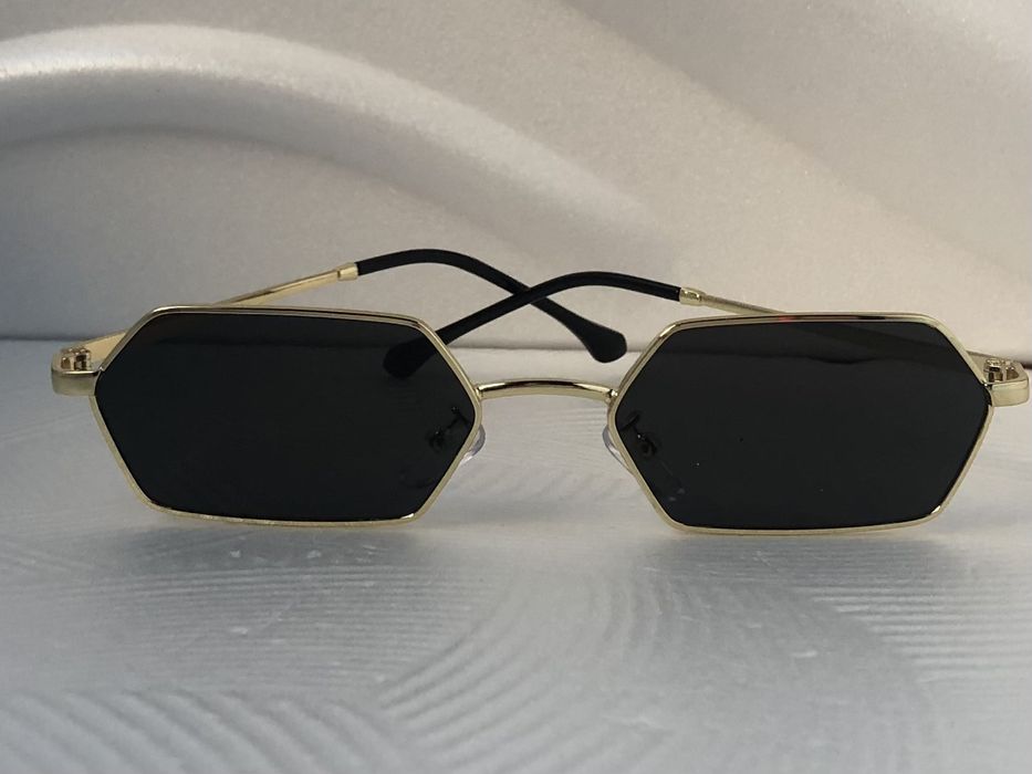 Модерни унисекс слънчеви очила