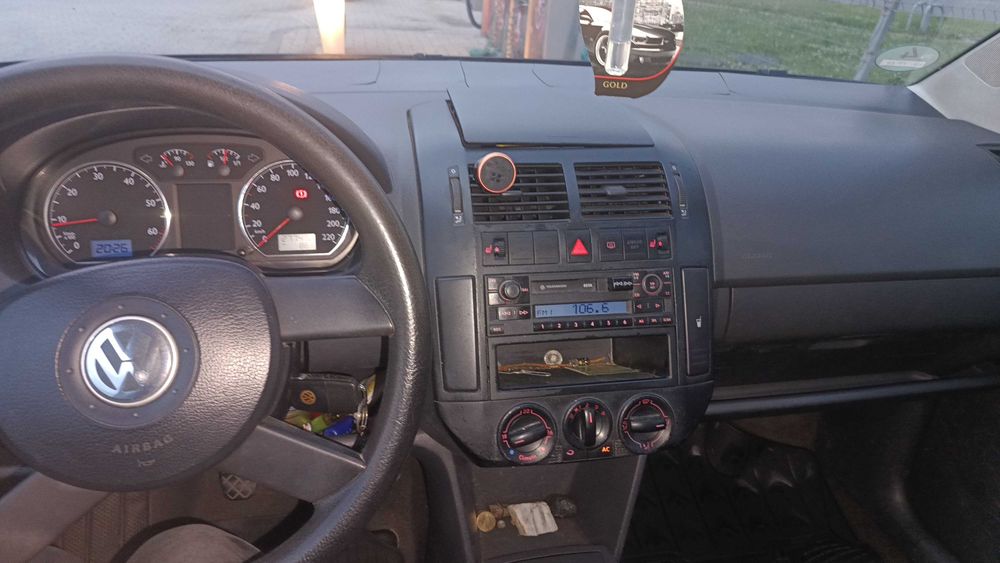 Volkswagen Polo, 1.2 , benzina , 2003