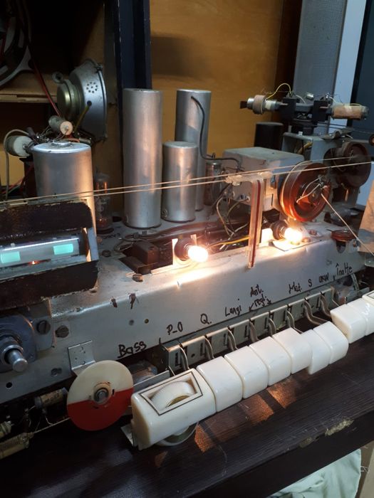 1500 lei AZI Radio cu lămpi Nordmende Othello 4x5 w stereo