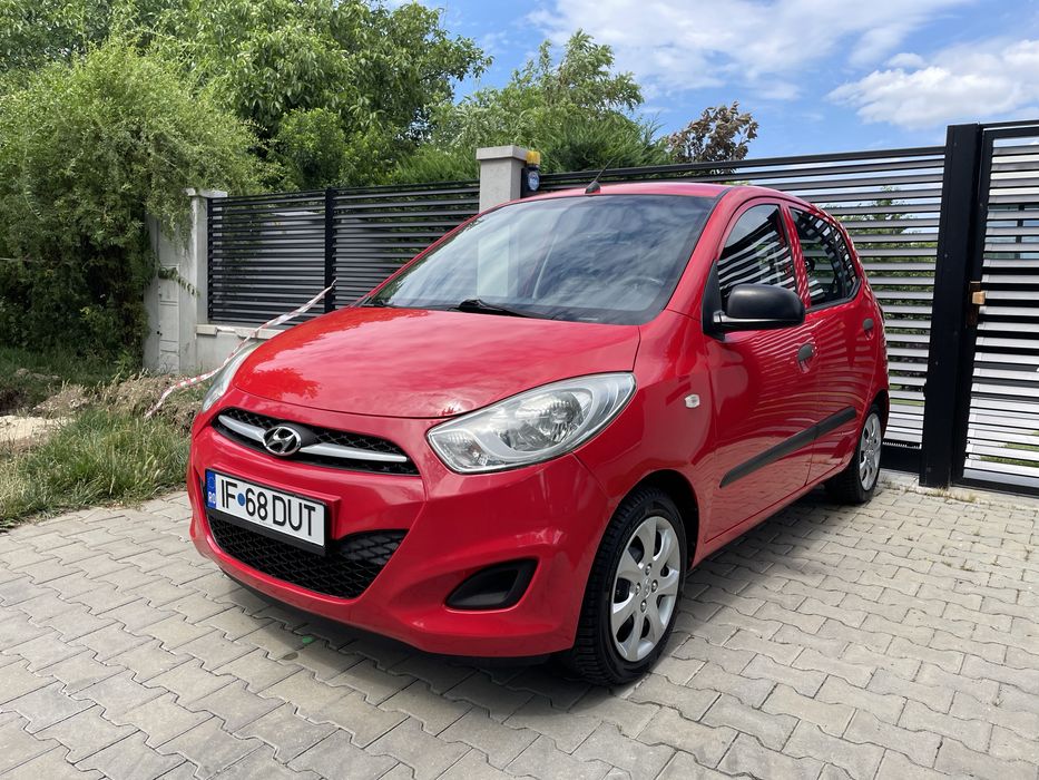 HYUNDAI i10 2012