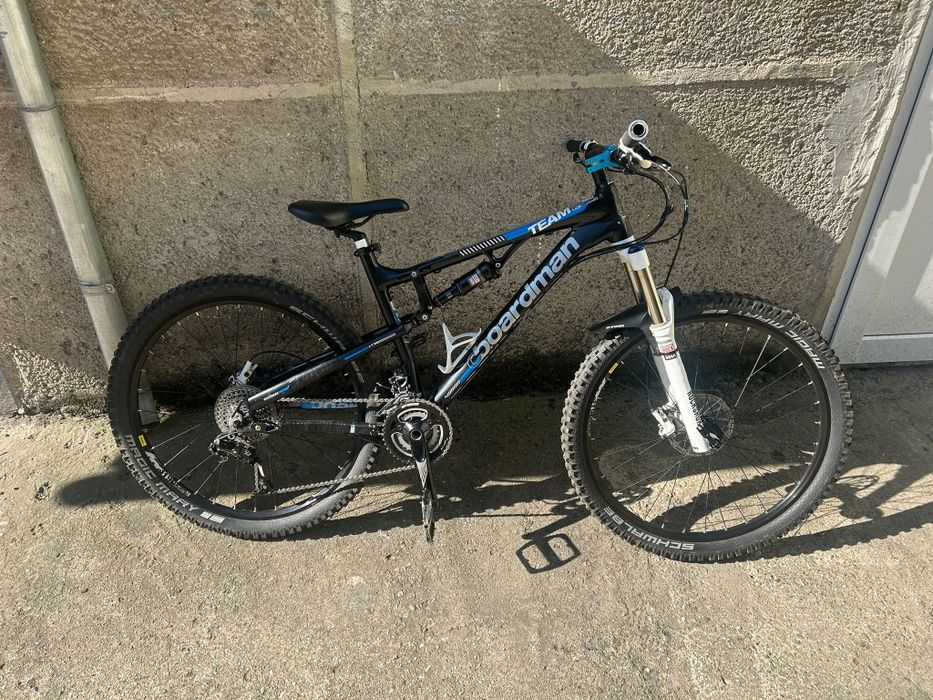 Vând bicicleta full suspension marca Boardman