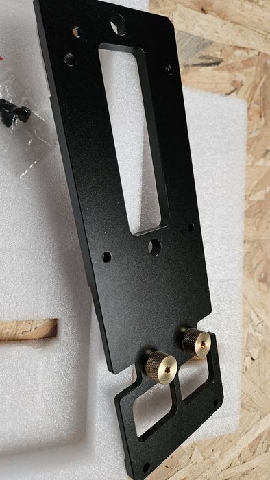 Фиксатор за линеал за ръчен циркуляр Makita,  Festool...l