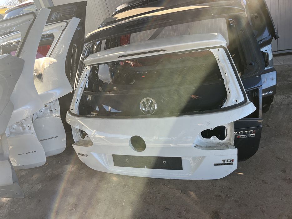 2 броя багажна врата VW Golf 7 (2012-2020)