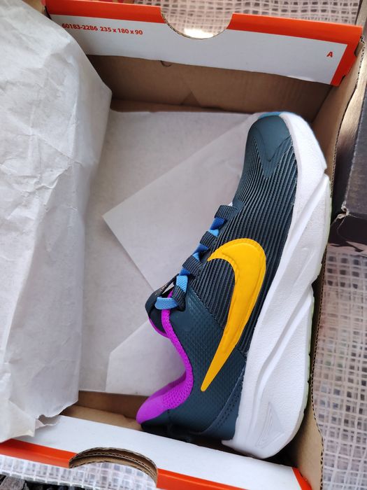 Нови!!! Детски маратонки Nike Star Runner