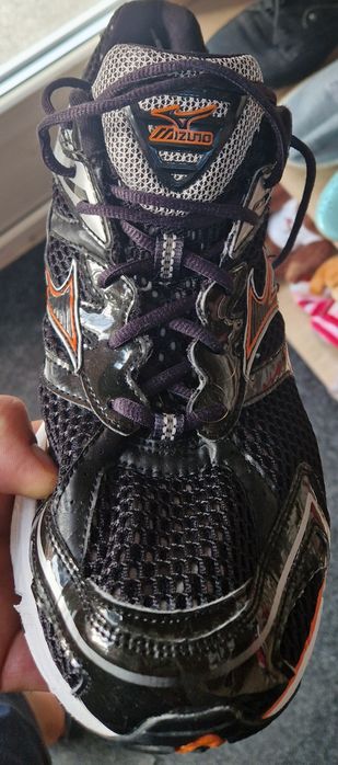 Vand adidași Mizuno Inspire 7