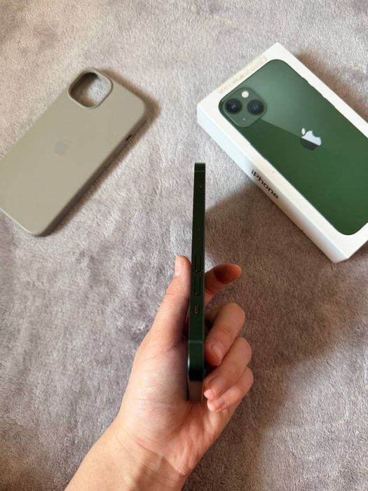 Srochna Iphone 13 128GB yomkost 88 dokument full sostoyaniye Alo