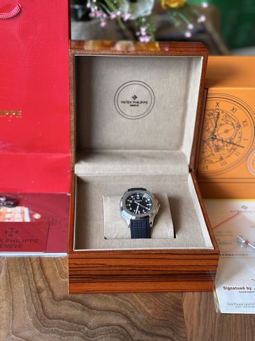 Patek Philippe Aquanaut Black 40 mm