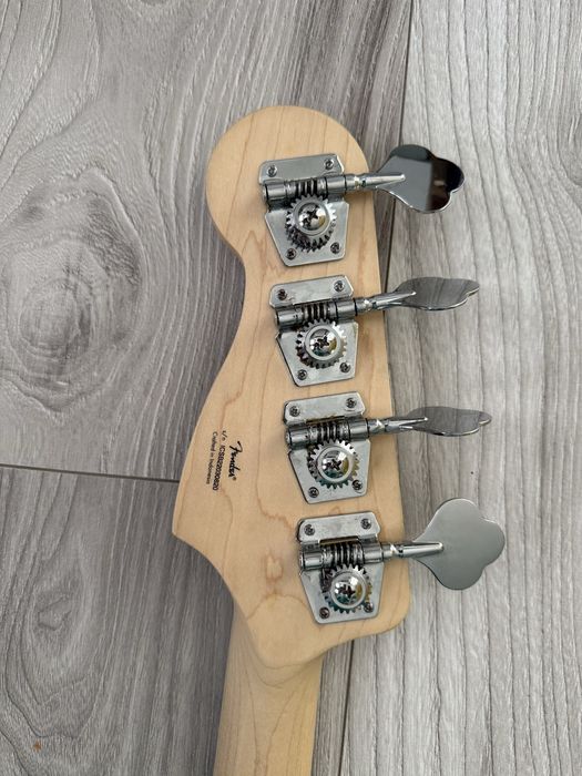 Squier Affinity Bass PJ