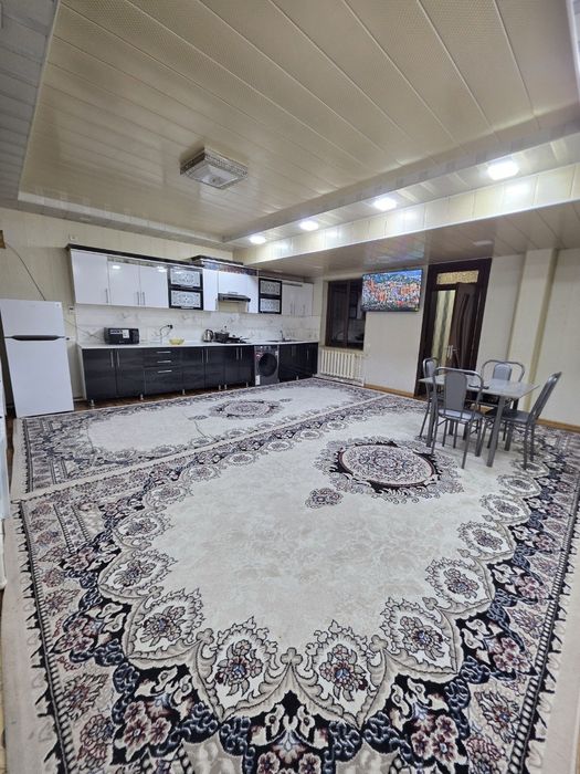 Troxlesnik dom 80 oldida 4 xona 1 etaj