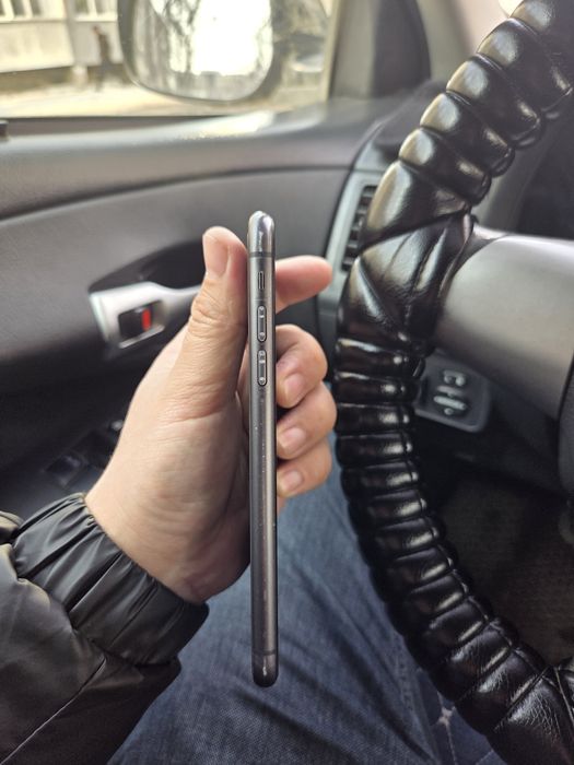 Айфон 11 64г емкост 76