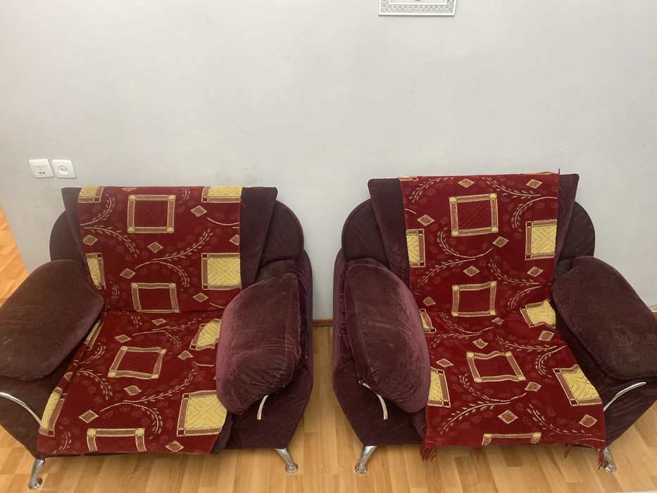2 кресла и диван
