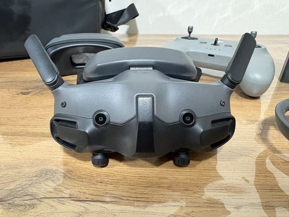 Дрон DJI Avata 2 Fly More Combo