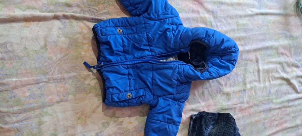 Haine de copii băiețel mărimile încep de la o luni pana la 3 luni etc