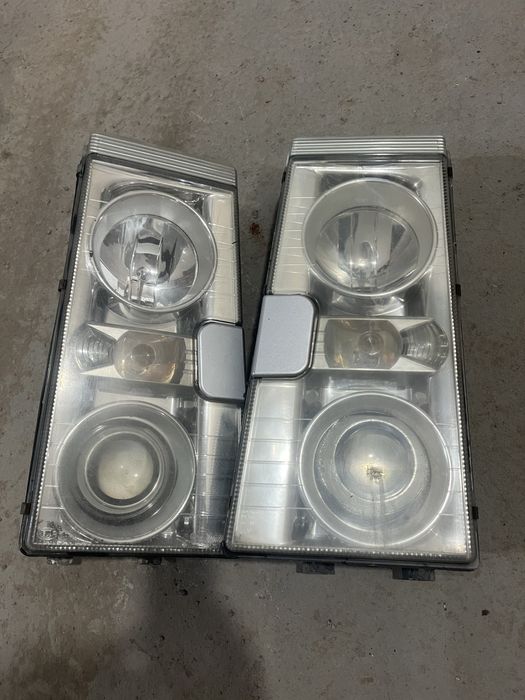 фара Renault MAGNUM