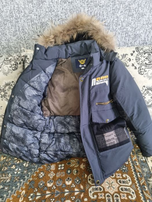 Продам пуховик детский на мальчика